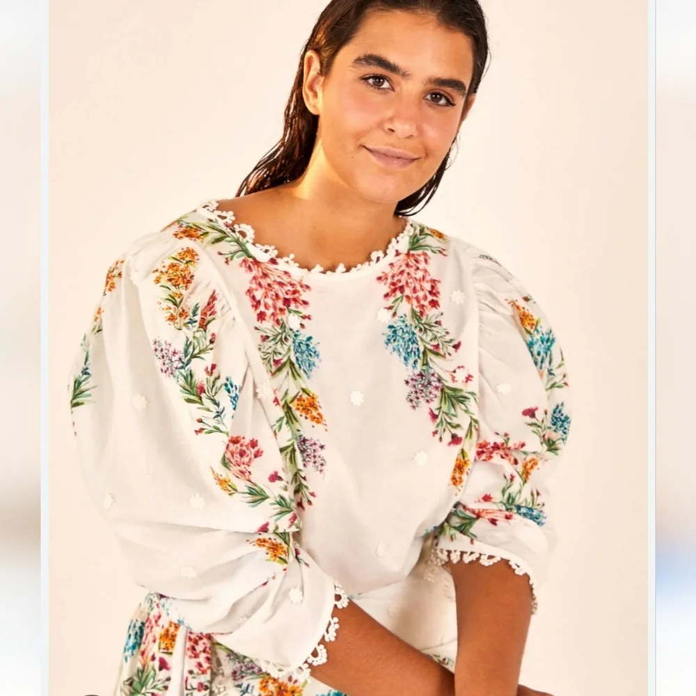 FARM RIO Louise Floral White Multi Floral Puff Sleeve Top M Like New RARE - Picture 1 of 16